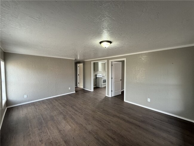 405 W Wm J Bryan Pkwy, Unit B3 in Bryan, TX - Building Photo - Building Photo