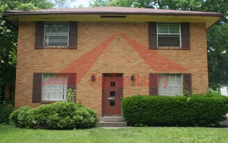 15 Woodcrest Ave, Unit A