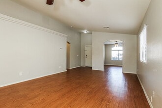 3329 W Wayland Dr in Phoenix, AZ - Building Photo - Building Photo