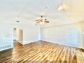 1408 Sunny Glen St in Fort Worth, TX - Building Photo - Building Photo