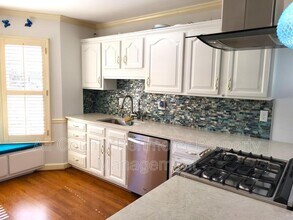 501 Salem Woods Dr SE in Marietta, GA - Building Photo - Building Photo