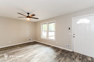 140 Little Hampton Dr in Irmo, SC - Building Photo - Building Photo