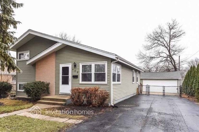 property at 439 N 3rd Ave