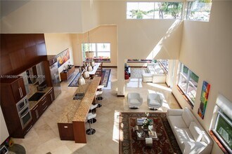 2485 NW 66th Dr in Boca Raton, FL - Building Photo - Building Photo