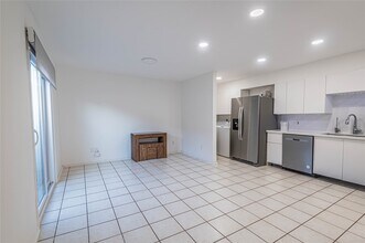 1702 Good Day Dr in Missouri City, TX - Building Photo - Building Photo