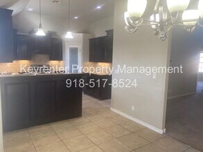 8056 Quail Ridge Rd in Claremore, OK - Building Photo - Building Photo