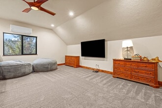 18 Spur Dr, Unit ID1460926P in Garden Valley, ID - Foto de edificio - Building Photo