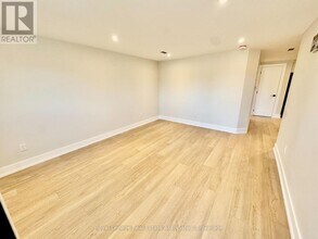 246 Marlborough St in Brantford, ON - Building Photo - Building Photo