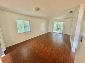 2549 S Oak Ave in Sanford, FL - Building Photo - Building Photo