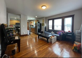 62 Frederick Ave in Medford, MA - Building Photo - Building Photo