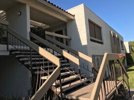 3002 N 70th St, Unit 240 in Scottsdale, AZ - Building Photo