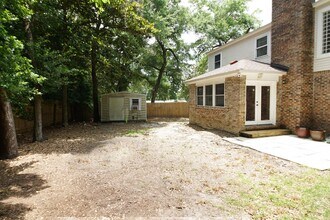 574 L Ombre Cir NE in Fort Walton Beach, FL - Building Photo - Building Photo