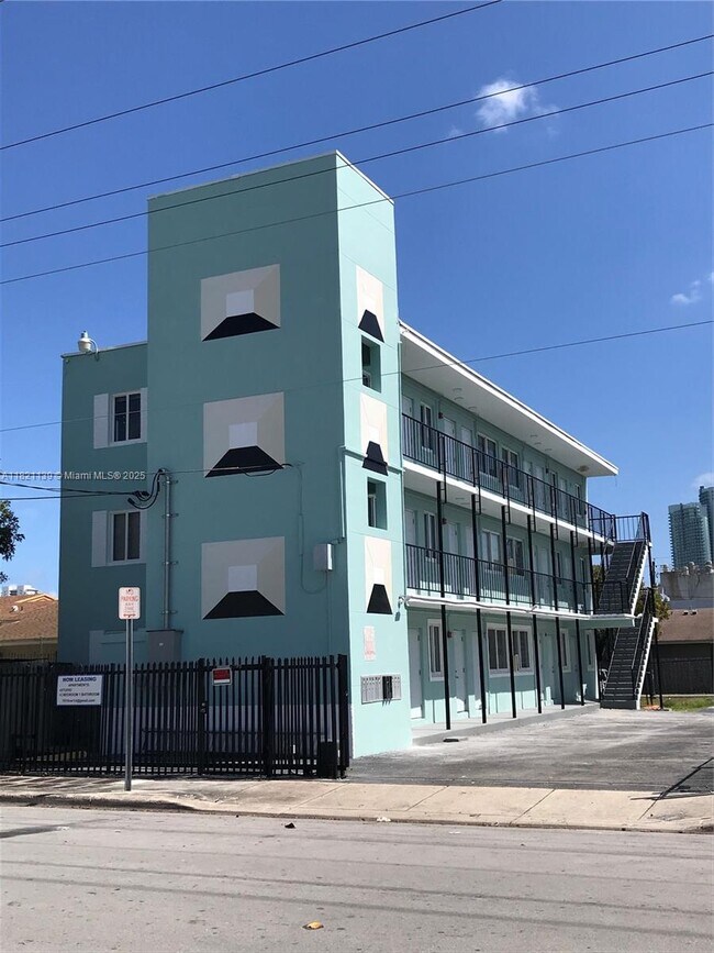 property at 1815 NW 1st Ct