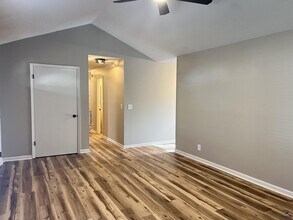 221 Jefferson Cir in Macon, GA - Building Photo - Building Photo