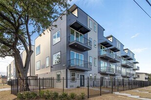 1614 N Fitzhugh Ave in Dallas, TX - Building Photo