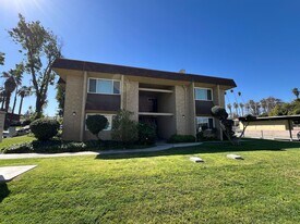 11170 Poplar St in Loma Linda, CA - Building Photo