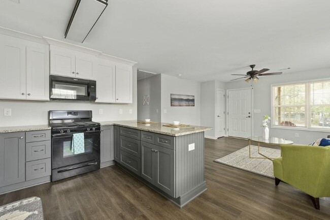 855 Dodge St S E in Smyrna, GA - Building Photo - Building Photo