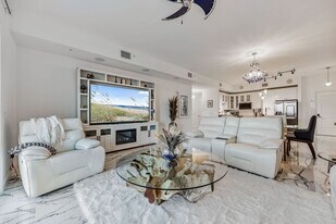 605 Kemp St in Merritt Island, FL - Building Photo