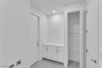 3308 35th St W in Lehigh Acres, FL - Building Photo - Building Photo