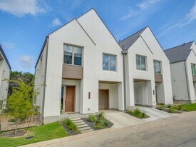 2602 Sutherland St in Austin, TX - Building Photo