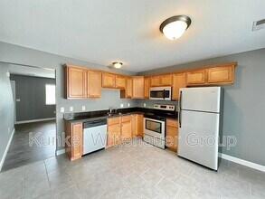 700 Fountain View Dr in Mascoutah, IL - Building Photo - Building Photo