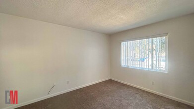 Madison Manor in El Cajon, CA - Building Photo - Interior Photo