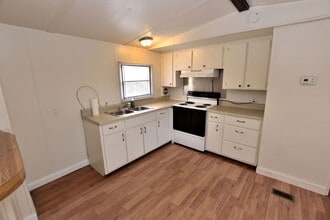 10059 NC-43 in Rocky Mount, NC - Building Photo - Building Photo