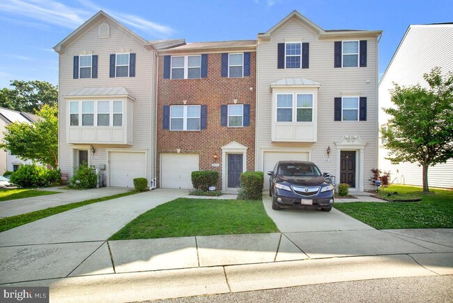 property at 9612 Hammonds Overlook Ct