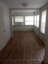 223-2B2 N Hollywood Ave in Daytona Beach, FL - Building Photo - Building Photo