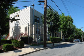 Lincoln Apartments in Frederick, MD - Foto de edificio - Building Photo