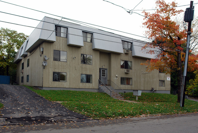 110 Griffiths St in Syracuse, NY - Foto de edificio - Building Photo