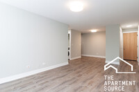 454 W Barry Ave, Unit A in Chicago, IL - Building Photo - Building Photo