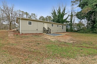 4970 Hiram Lithia Springs Rd in Powder Springs, GA - Building Photo - Building Photo