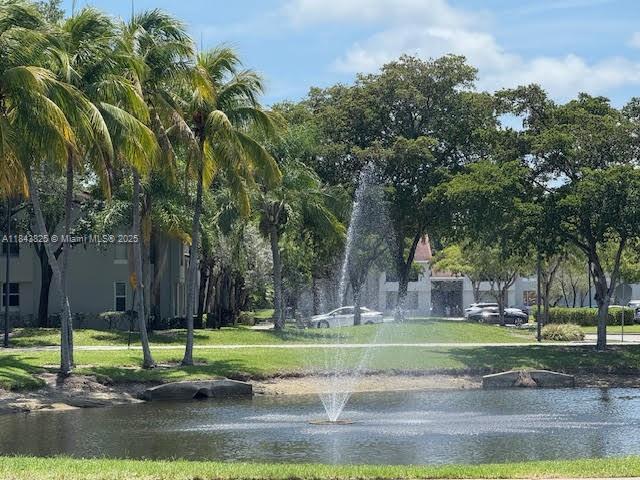 801 Lyons Rd in Coconut Creek, FL - Building Photo