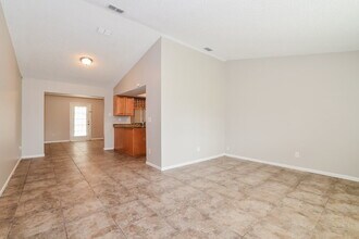 963 Picasso Ave in Deltona, FL - Building Photo - Building Photo