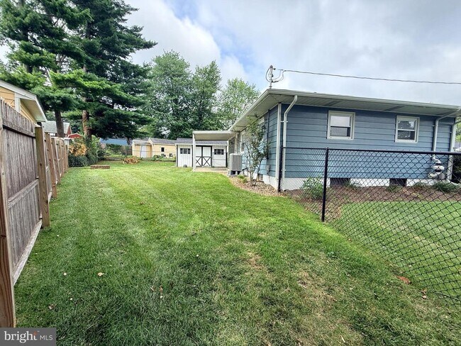 property at 316 Queen St