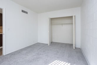 The Lowell Apartments in Tucson, AZ - Building Photo - Interior Photo