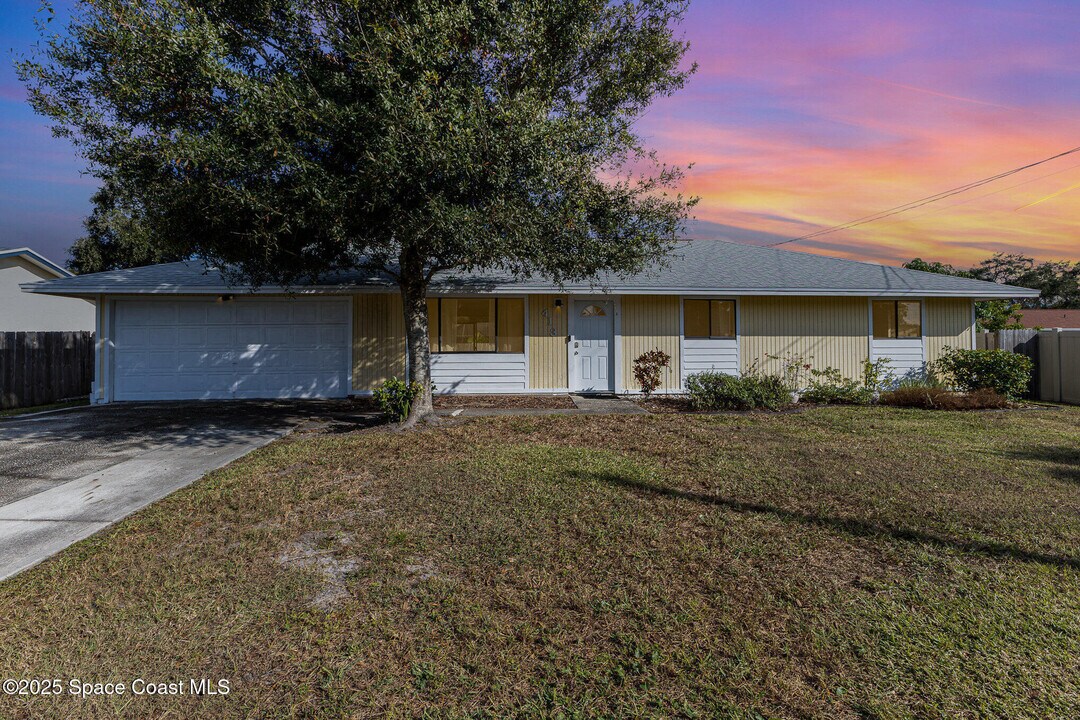 413 Deacon Ave in Palm Bay, FL - Building Photo