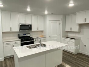 1920 W 1130 N in Farmington, UT - Building Photo - Building Photo