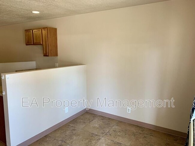 502 U.S. Rte 66 in Moriarty, NM - Building Photo - Building Photo