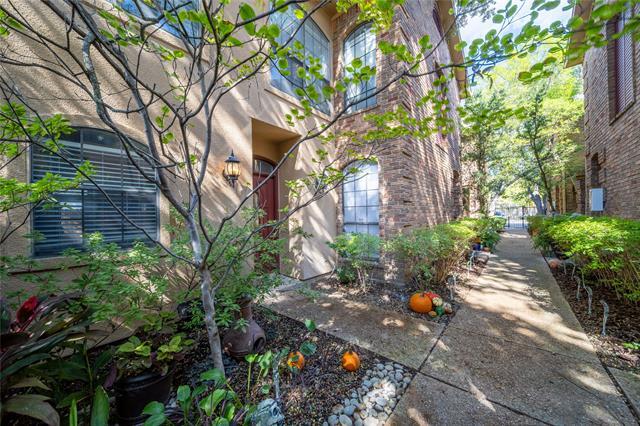 4307 Gilbert Ave in Dallas, TX - Building Photo - Building Photo