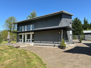 22580 S Grapevine Rd in West Linn, OR - Building Photo - Building Photo