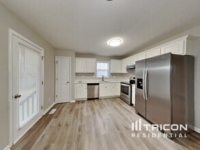 701 Avondale Dr in Clayton, NC - Building Photo - Building Photo