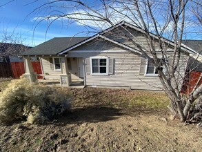 63185 Boyd Acres Rd in Bend, OR - Building Photo - Building Photo