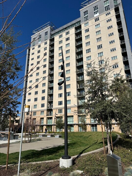 175 W St James St in San Jose, CA - Building Photo