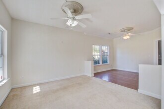 156 Red Leaf Blvd in Moncks Corner, SC - Foto de edificio - Building Photo