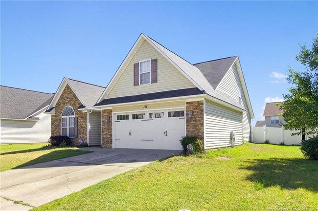 175 Ranier Dr in Raeford, NC - Building Photo - Building Photo