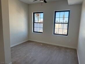 188 Heckel St in Belleville, NJ - Building Photo - Building Photo