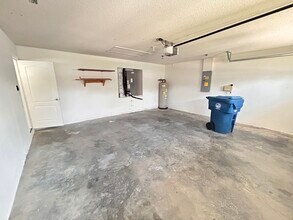 10487 Blythville Rd in Spring Hill, FL - Building Photo - Building Photo