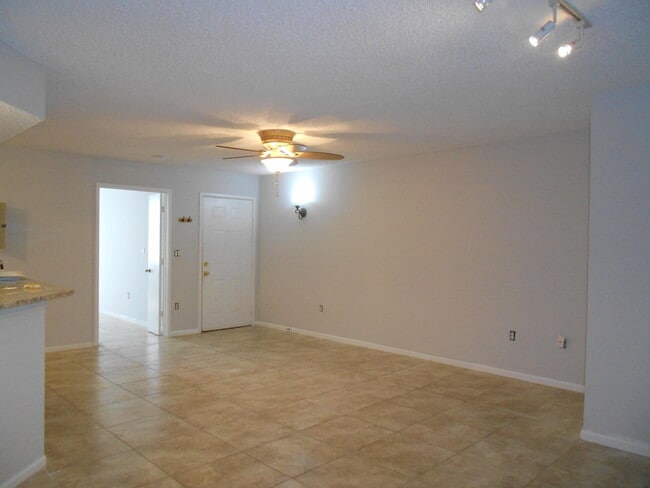 300 Scotia Dr in Hypoluxo, FL - Building Photo - Building Photo